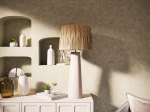 Lampe en céramique blanche et abat-jour tressé